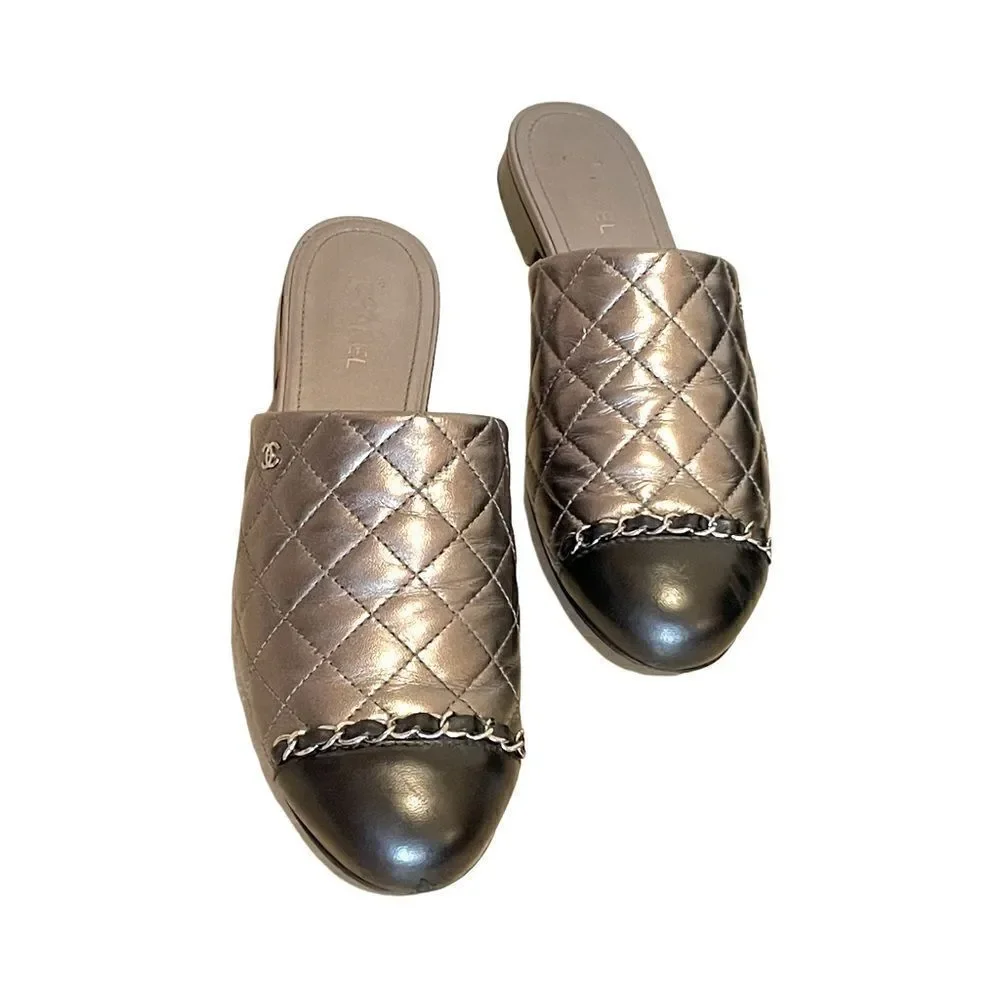 Chanel Iridescent Silver & Black Quilted Lambskin Mules |Size: IT38|